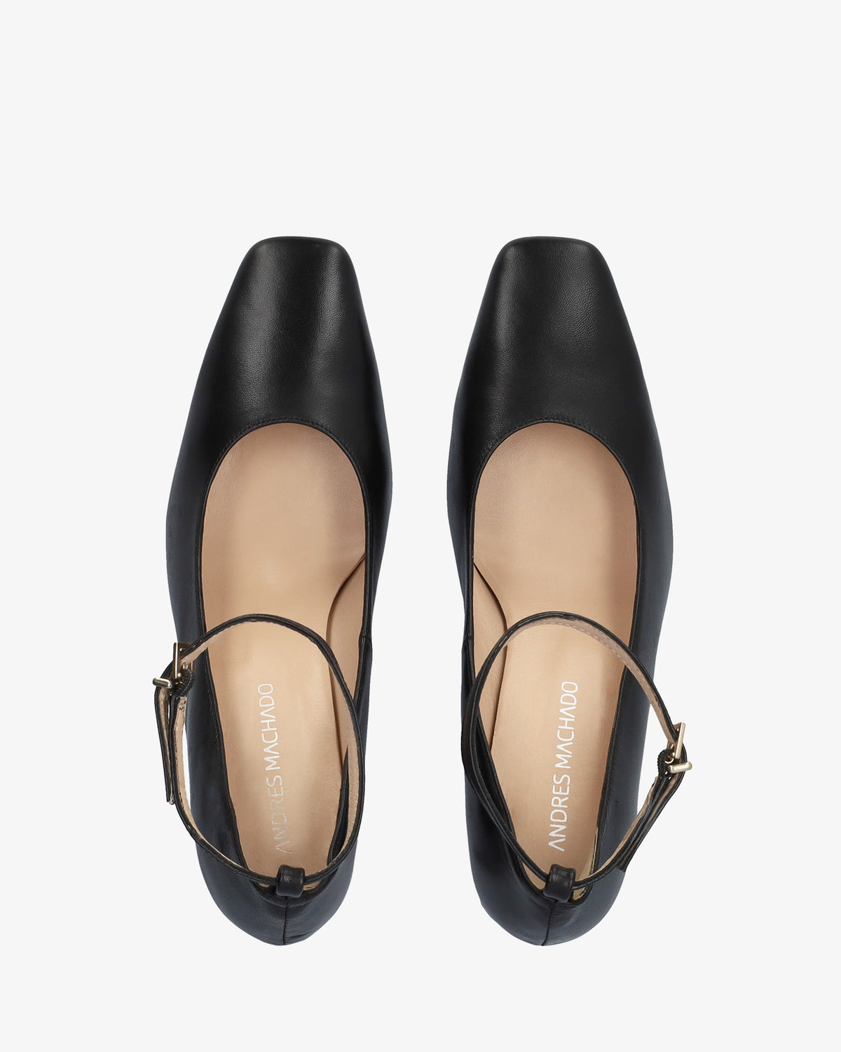 Pumps mit Absatz aus metallisiertem schwarzem Leder 