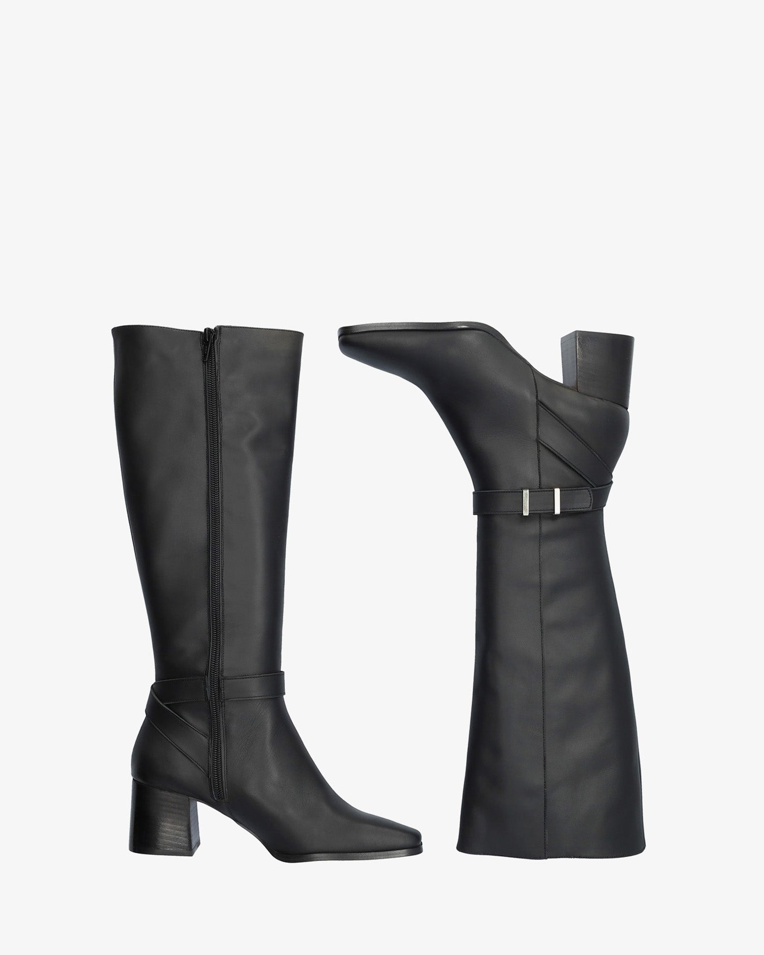 Bota alta en piel negro