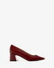 Court shoes in burgundy leather